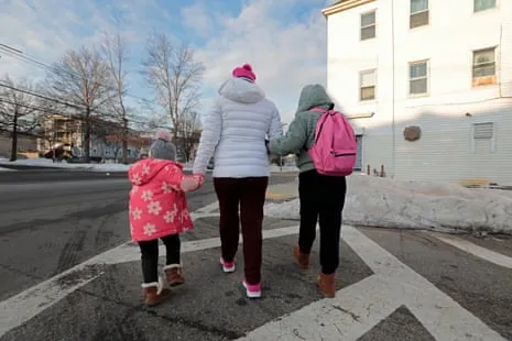 Courts Decide Opposing White House on Removing Guatemalan Children and Venezuelan Nationals