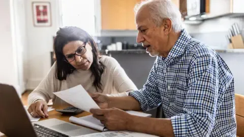 Government Pension Set to Increase by Nearly 5% Starting in Spring